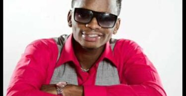 MP3 DOWNLOAD Diamond Platnumz - Kamwambie